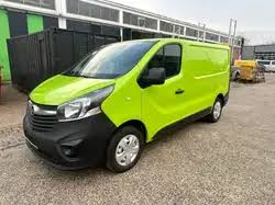 Usa dreapta fata completa de culoare verde Opel Vi