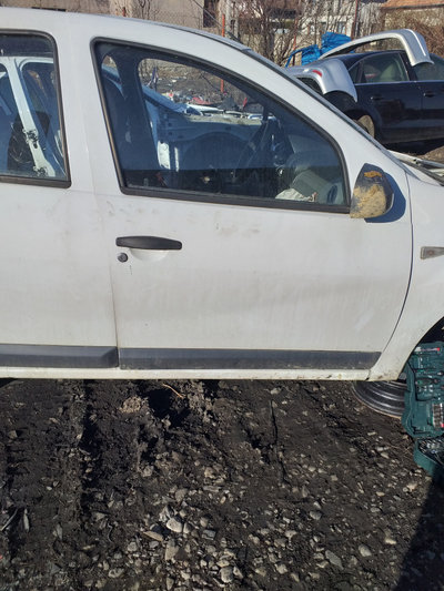 Usa dreapta fata completa fara oglinda Dacia Sande