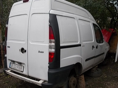 Usa dreapta fata Fiat Doblo 2002 CARGO 1.9 D