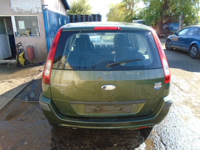 Usa dreapta fata Ford Fusion 2006 Hatchb