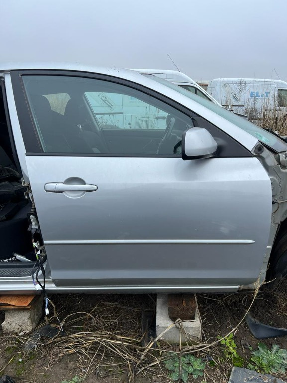 Usa dreapta fata mazda 3
