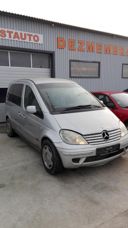 Usa dreapta fata mercedes vaneo w414 2002-2006