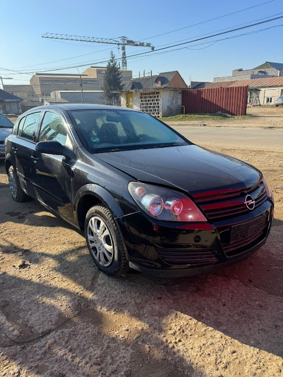 Usa dreapta fata Opel Astra H