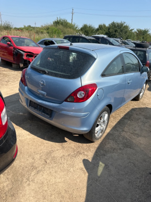 Usa dreapta fata Opel Corsa D 2008 Hatch