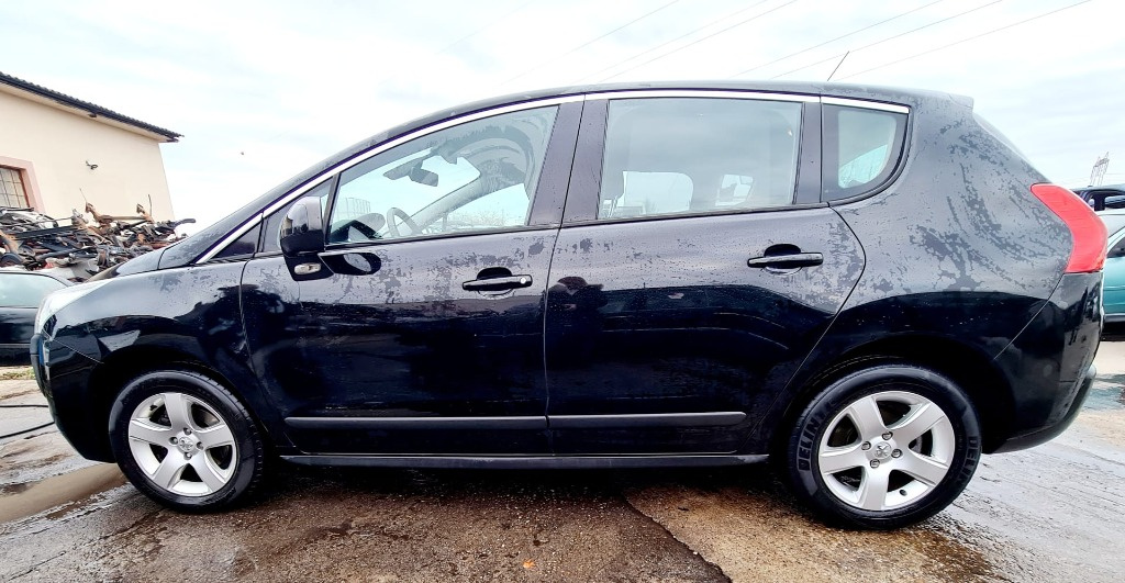 Usa dreapta fata Peugeot 3008 2010 MONOV