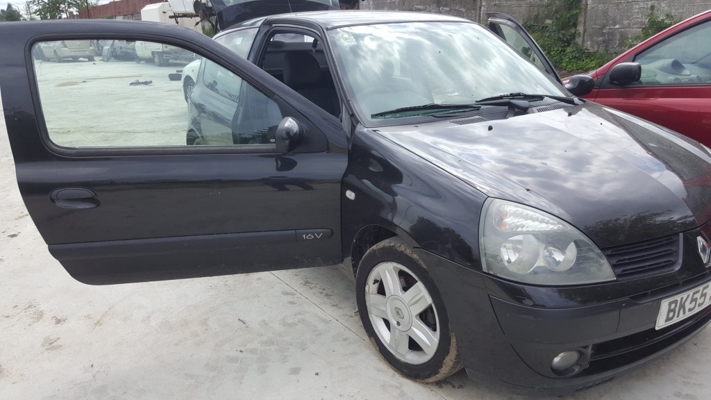 Usa dreapta fata Renault Clio II 2005 hatchback 1.
