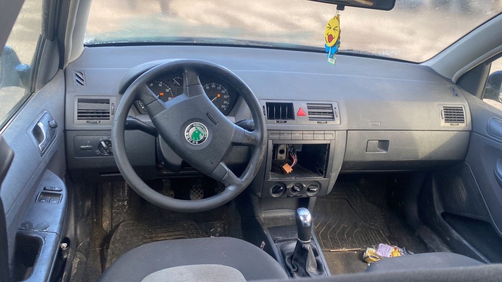 Usa dreapta fata Skoda Fabia 2004 Break 