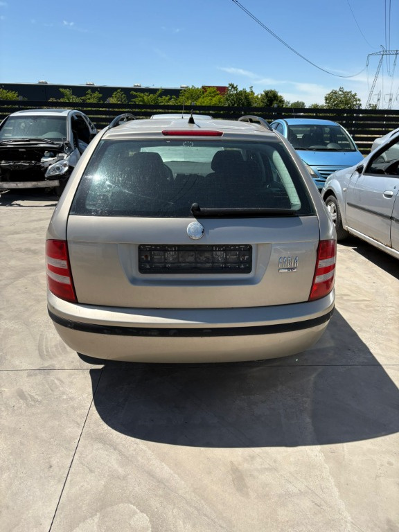 Usa dreapta fata Skoda Fabia 2006 Break 