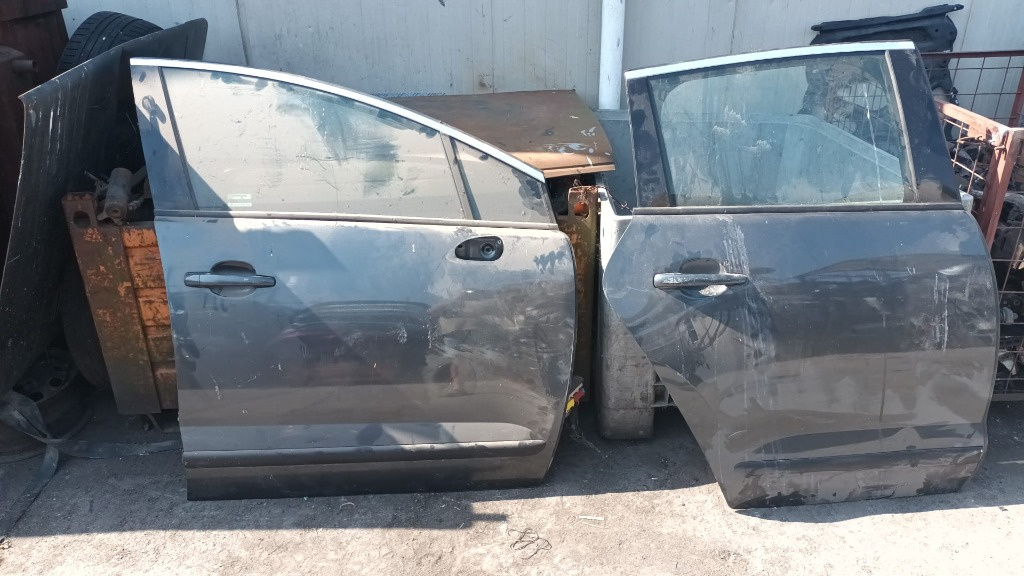Usa dreapta fata+spate Peugeot 3008