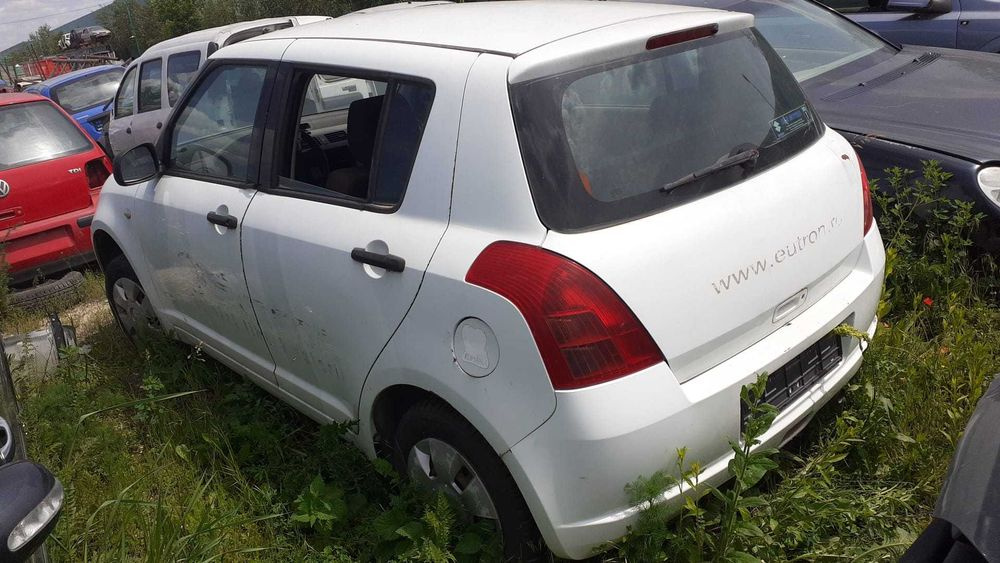 Usa dreapta fata Suzuki Swift