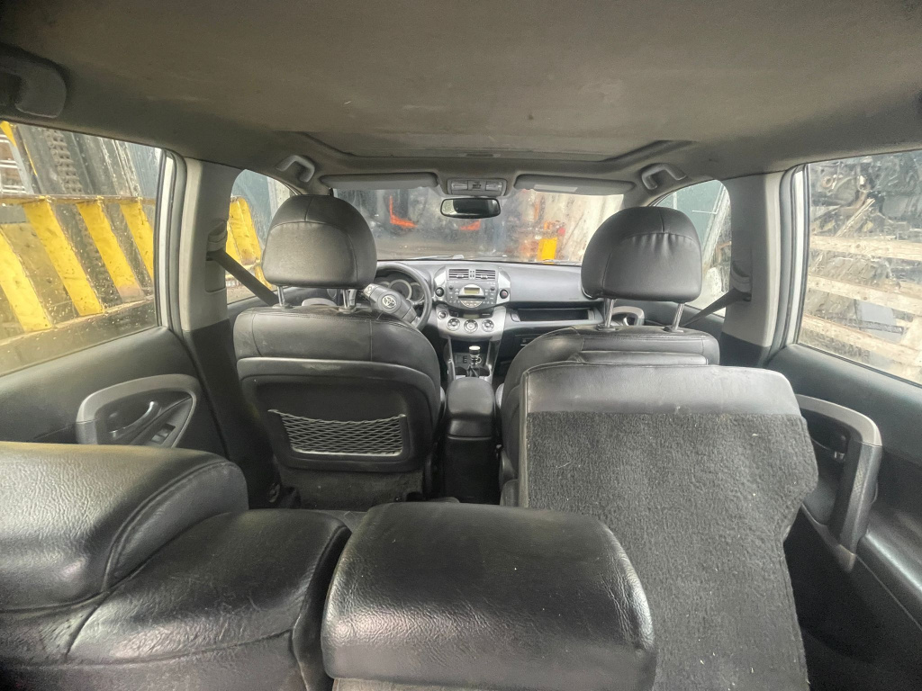 Usa dreapta fata Toyota Rav 4 3 (XA30) [