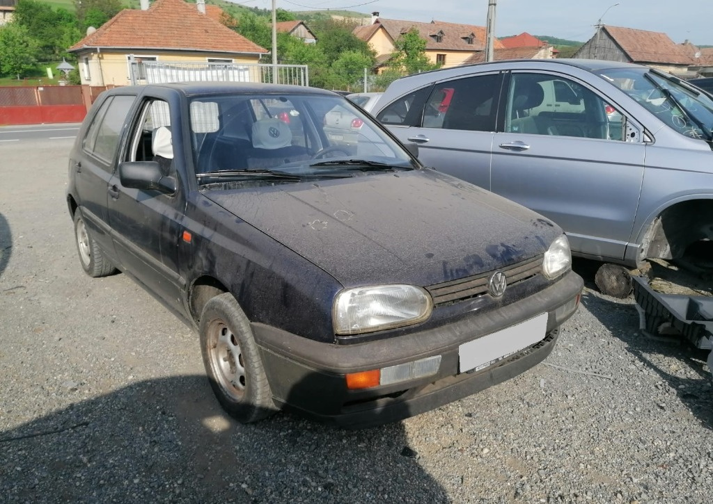 Usa dreapta fata Volkswagen Golf 3 1993 1.6 Benzina Cod motor ABU 75CP/55KW