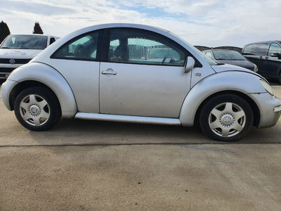 Usa dreapta fata Volkswagen New Beetle 2002 x 1.9