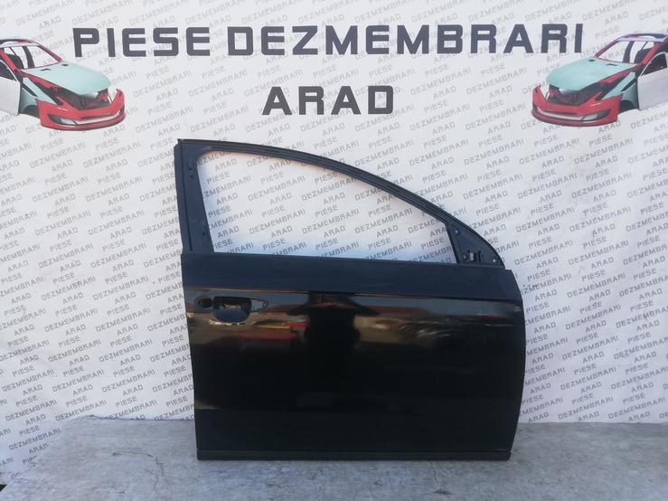 Usa dreapta fata Volkswagen Passat B7 an 2010-2011-2012-2013-2014-2015 4Z6QBNN94A