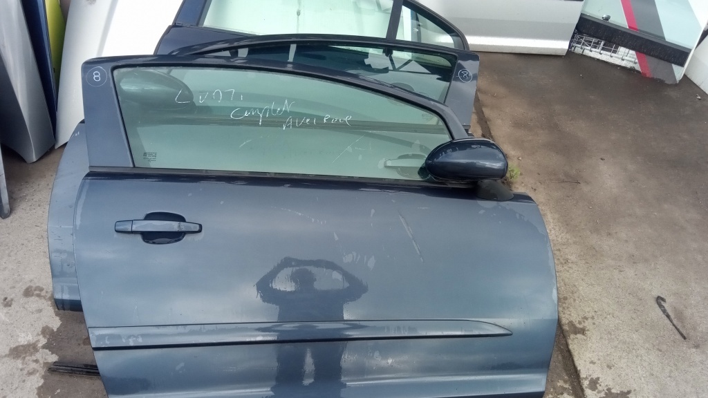 Usa dreapta Opel Corsa D cu 3 usi an 2007 fara anexe
