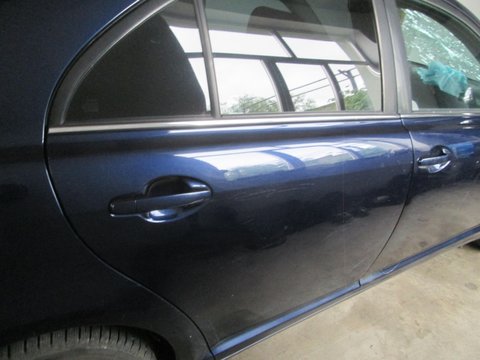 Usa dreapta spate fara accesorii Toyota Avensis T25 facelift hatchback 2006 2007 2008