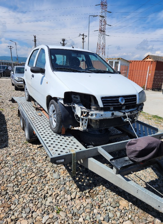Usa dreapta spate Fiat Punto 2004 Hatchb