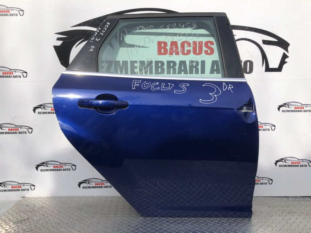 Usa dreapta spate FORD FOCUS 3 HATCHBACK din 2014 cu defect