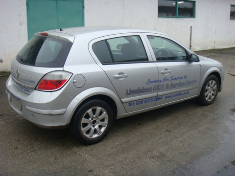 Usa dreapta spate Opel Astra H hatchback