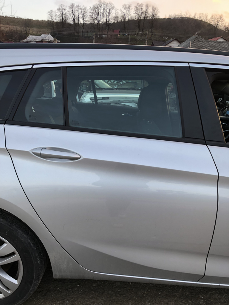 Usa dreapta spate Opel Astra k Break 1.6 Motorina 2017