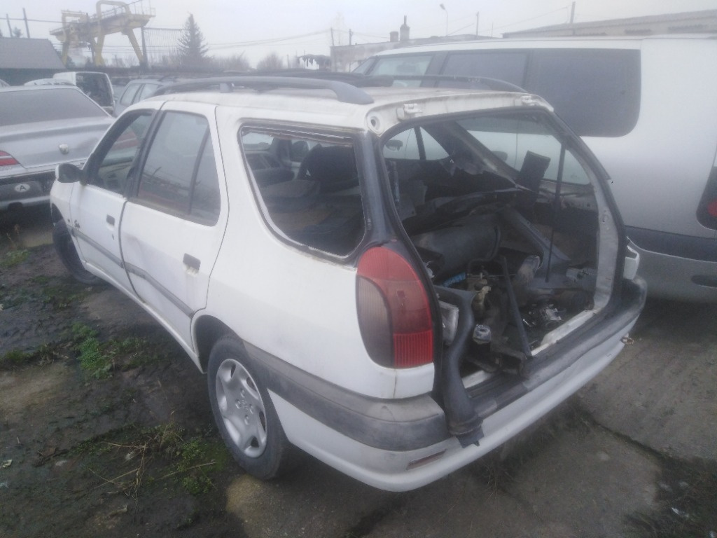 Usa dreapta spate Peugeot 307 1999 Combi 1.9 TD