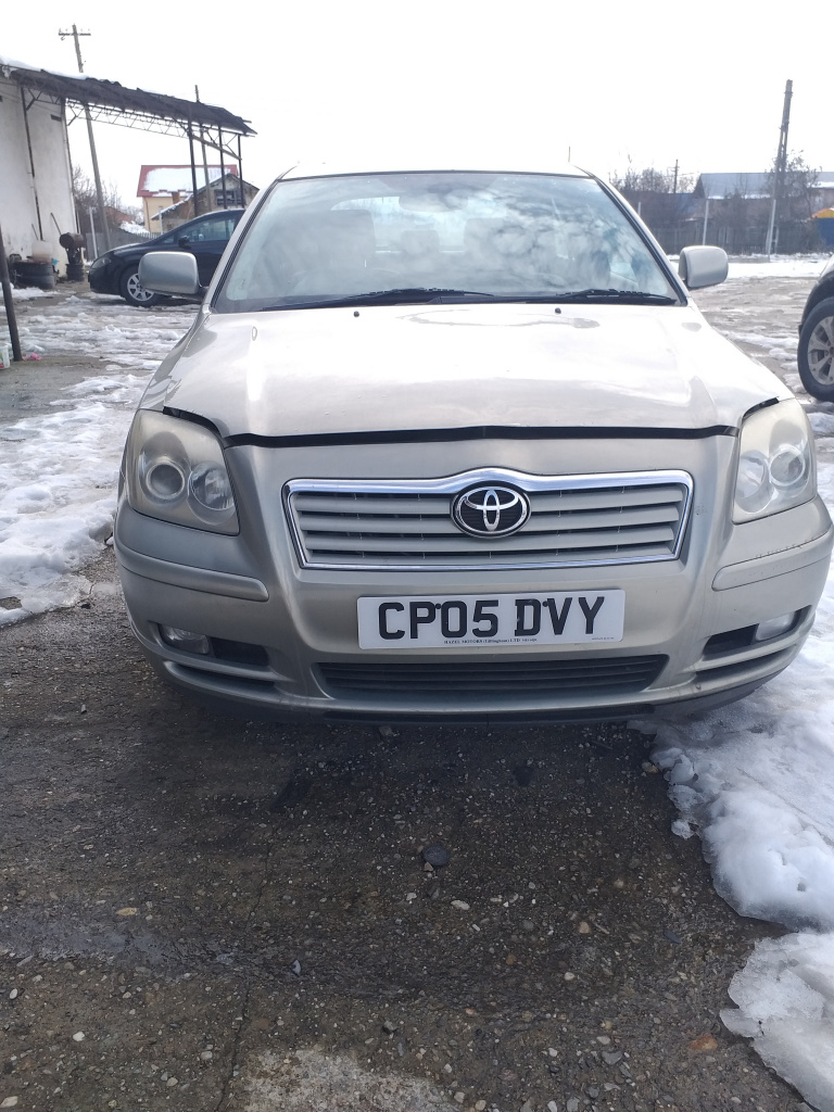 Usa dreapta spate Toyota Avensis 2005 hatchback 2.