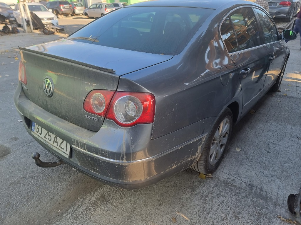 Usa dreapta spate Volkswagen Passat B6 2