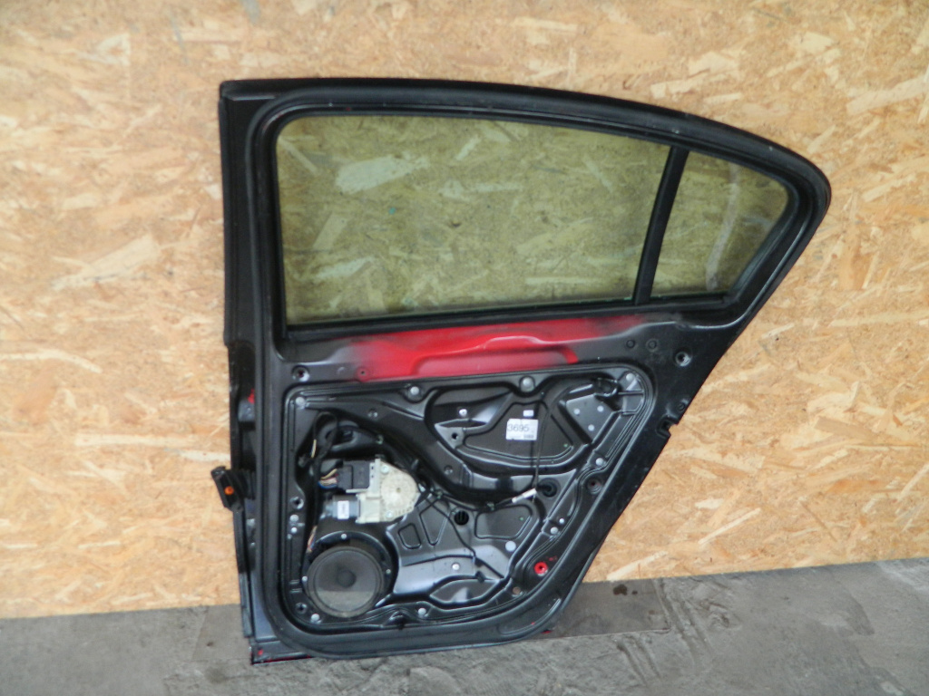Usa dreapta spate, VW Passat B7, Berlina