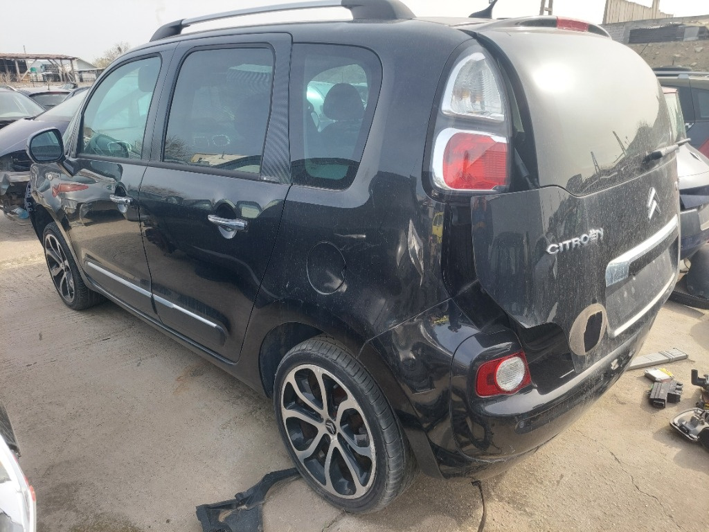 Usa fata dreapta Citroen C3 Picasso an 2