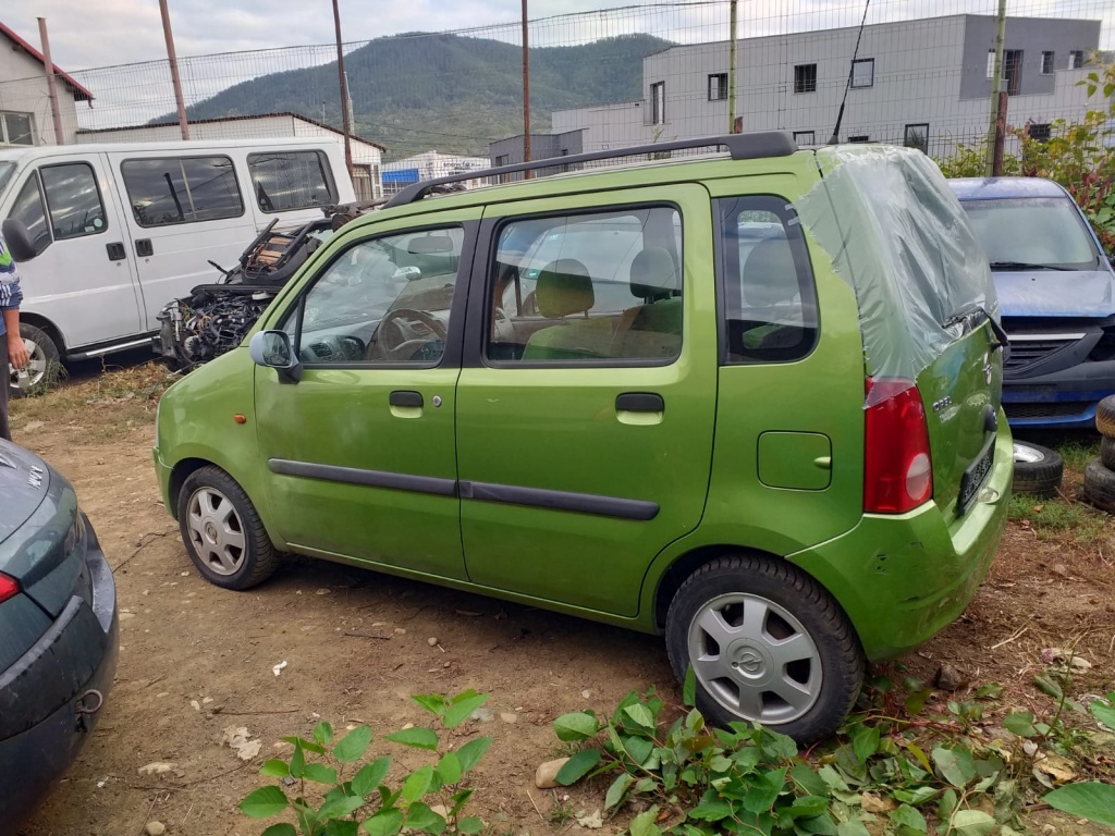 Usa fata dreapta opel agila 1.2 benzina 