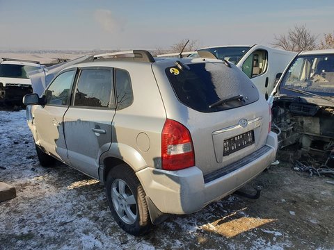 Usa fata hyundai tucson modelul fara bandou