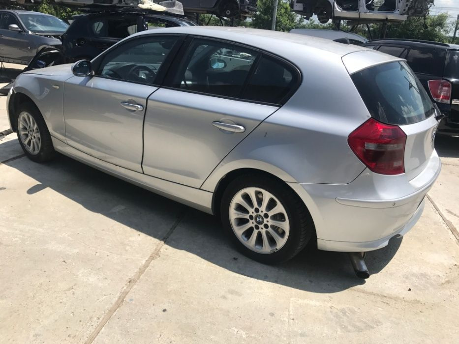 Usa fata / spate BMW seria 1 E87 an 2008