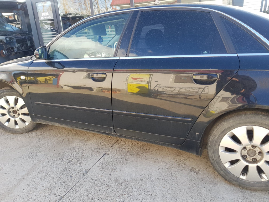 Usa Fata Stanga / Dreapta Audi A4 B7