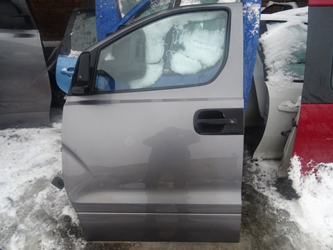 Usa Fata Stanga Hyundai H1 din 2010 fara rugini