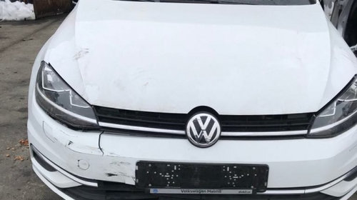 Usa fata Vw Golf 7 1.0 TSI 2017