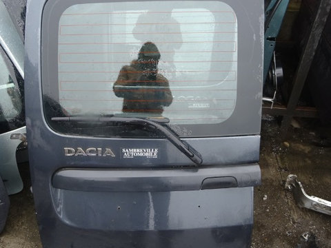 Usa Haion Dreapta-Stanga Dacia Logan din 2010 fara rugini fara lovituri.