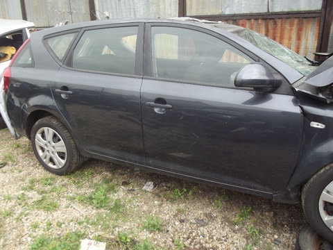 Usa Kia Ceed 2007-2012 Usi dreapta fata-spate combi dezmembrez Ceed