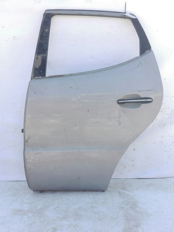 Usa / Portiera Alb,Gri,spate,stanga Mercedes-Benz A-CLASS (W168) 1997 - 2004