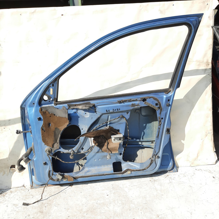 Usa / Portiera Albastru,Negru,fata,dreapta Ford MONDEO Mk 3 2000 - 2007