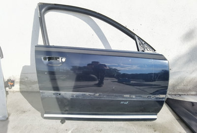 Usa/Portiera Dreapta Fata albatru/albastra Audi A8