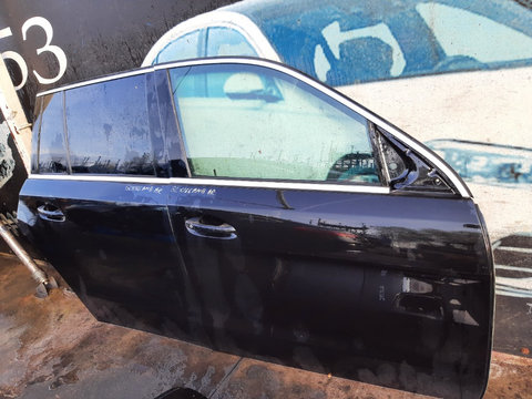 Usa / Portiera Dreapta Fata Mercedes GL X166 2013-2019 Originala neagra / negru