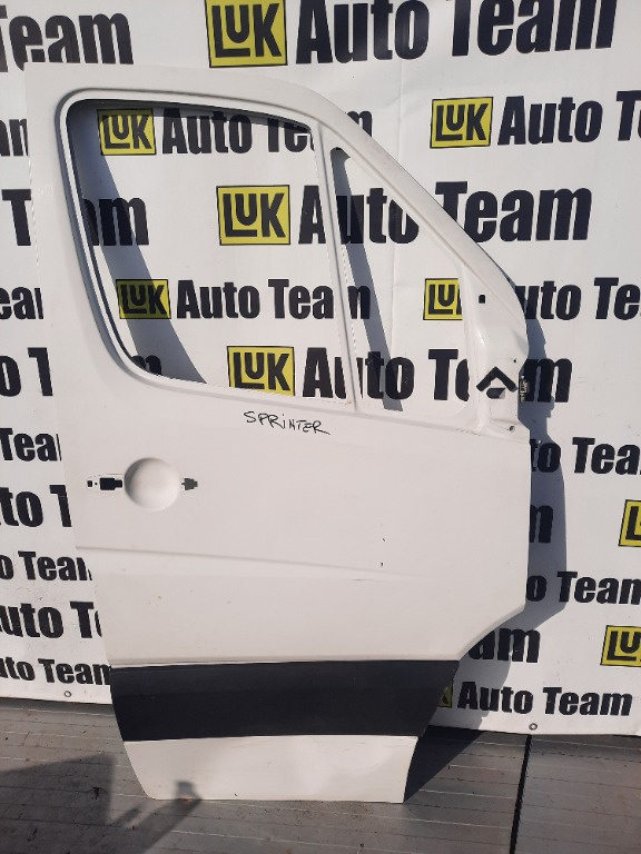Usa portiera dreapta fata mercedes sprinter 2006 2007 2008 2009 2010 2011 2012 2013 2014 2015 2016 2017 2018 w
