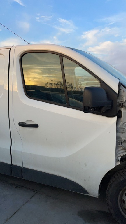 Usa portiera dreapta fata Opel Vivaro 2017