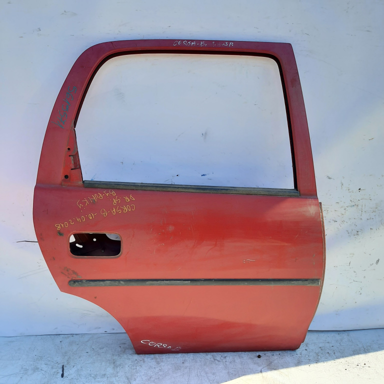 Usa / Portiera Dreapta,spate,Portocaliu,Rosu Opel CORSA B 1993 - 2000