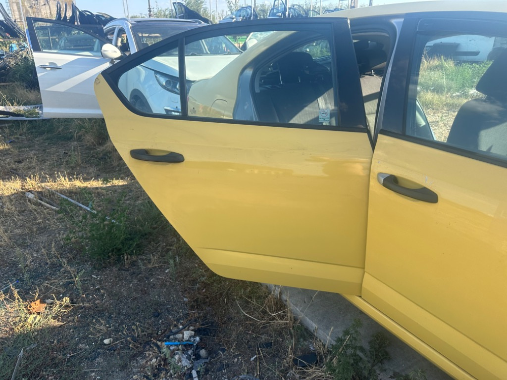 Usa / portiera dreapta spate Skoda Octavia 3 2013 - 2017 berlina