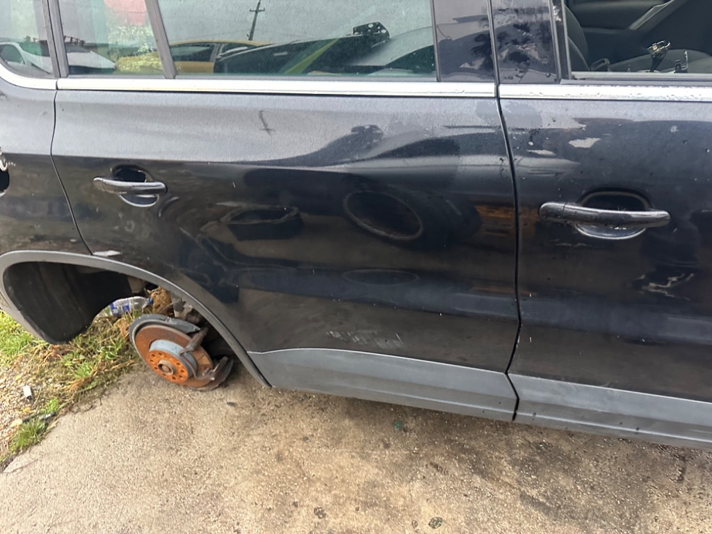 Usa portiera dreapta spate Volkswagen VW Tiguan 5N