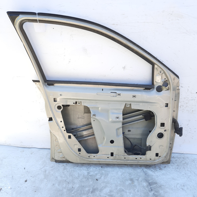 Usa / Portiera Fata,stanga Renault MEGANE 2 2002 - 2010