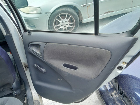 Usa / Portiera Gri,spate,dreapta Toyota YARIS (XP10) 1999 - 2005
