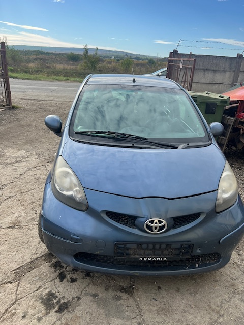 Usa / Portiera spate stanga Toyota Aygo 2008,motor