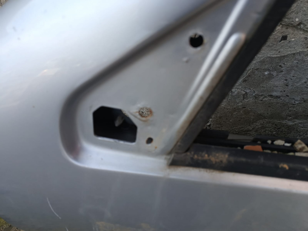 Usa portiera stanga fata 1j4831311 Volks